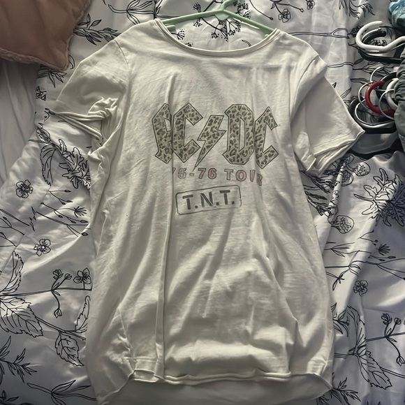 Vintage AC/DC Graphic Tee - Picture 1 of 2